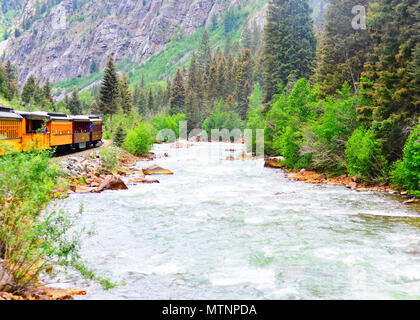 C'est travail Silverton train chemin jusqu'à la passer de Durango, dans le Colorado. Banque D'Images