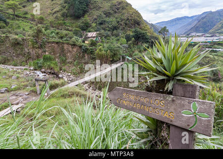 Sendero los contrabandistas, le sentier des contrebandiers en Equateur Banque D'Images