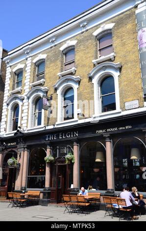 L'Elgin Pub, Notting Hill, Londres, Angleterre Banque D'Images