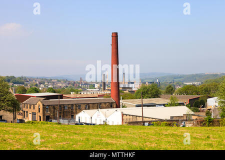 L'ensemble de la vallée de cheminées de Aire, Shipley, Bradford Banque D'Images