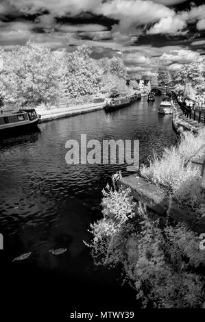 Infra Rouge Chesire Lymm Banque D'Images