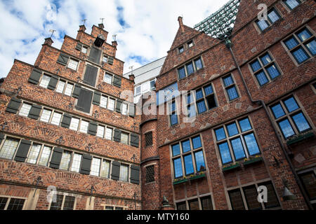 Roselius-House et glockenspiel maison sur le Boettcherstreet dans la partie ancienne de la ville, Brême, Allemagne. Roselius-Haus Glockenspie und das Haus des Banque D'Images