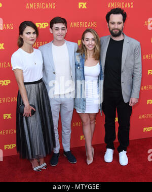 Burbank, CALIFORNIE, États-Unis. 30 mai 2018. 30 mai 2018 - Burbank, Californie - Keri Russell, Keidrich Sellati, Holly Taylor, Matthew Rhys. La finale de la série FYC ''The Americans'' de FX s'est tenue au Saban Media Center de la Television Academy. Crédit photo : Birdie Thompson/Admedia Banque D'Images