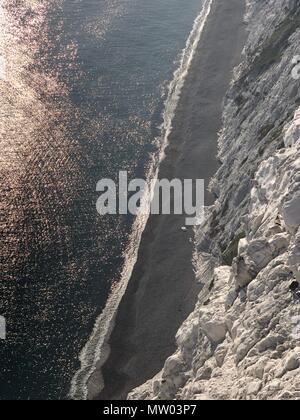 Vue aérienne de la plage Needles, île de Wight, Angleterre, Royaume-Uni Banque D'Images