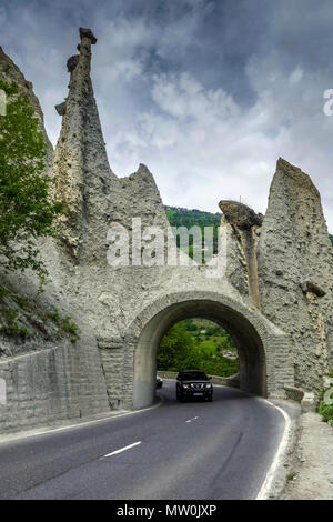 Vous pouvez Alamy toutes les images of Euseigne les pyramides de dans le Valais, Suisse Banque D'Images