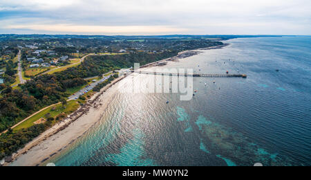 Panorama de l'antenne côte de l'océan et l'embarcadère de Flinders, Victoria, Australie Banque D'Images