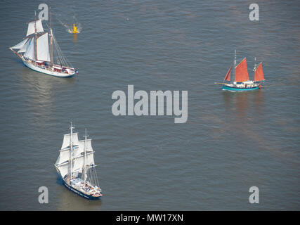 Photo aérienne de grands navires de quitter Liverpool sur Dabinda Banque D'Images