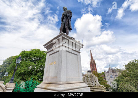 Burns Statue en regard de l'Union Terrace Gardens à Aberdeen, en Écosse. Banque D'Images