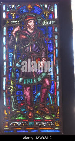 . Anglais : vitrail commémorant Cornad Weiser, Centre Bronfman, Lutheran Theological Seminary à Philadelphie. Faites par les studios d'Ascenzo de Philadelphie, PA . 15 octobre 2011. Illustrations : inconnu 379 fenêtre Weiser LTSP Banque D'Images