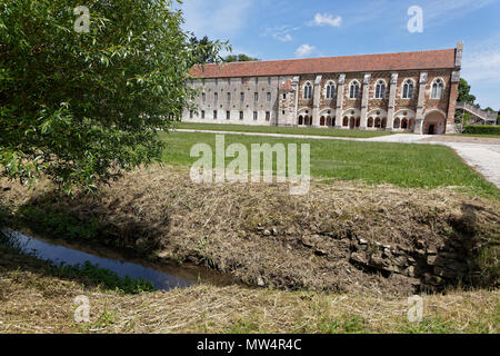 Cîteaux, FRANCE, le 21 mai 2018 : l'abbaye de Cîteaux en bibliothèque. L'Abbaye de Cîteaux a été fondé en 1098 par un groupe de moines de l'abbaye de Molesme. Au cours de l'anglais Banque D'Images