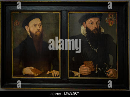 . Français : Jean Schenckbecher. Deux portraits à l'huile sur bois réunis dans un cadre ovale. Celui de gauche a été peint en 1557 à Lübeck, selon l'inscription : IOHAN(nes) SCHENCKBECHER, ILLUST(ris) PRINC(Les apis) IO(annis) ALB(erti) MEGAPOLENSIUM DUCIS AETAT SECRETARIUS(est) LUBECAE SUAE 28 1557'. Il porte la concevoir 'VELIS QVOD POSSIS', avec les armoiries. Celui de droite, anonyme, représente le même personnage à un âge plus avancé. Une copie ancienne agrandie de ce portrait se trouve dans la salle Capiton. Collections du Chapitre de Saint-Thomas à Strasbourg (salle du chapitre) . 27 mai 2014, Banque D'Images