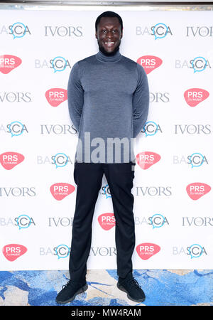 Stormzy au cours de la 63e Congrès annuel de l'écriture de Ivor Novello Awards au Grosvenor House de Londres. Photo date : Jeudi 31 Mai, 2018. Voir histoire PA Novello SHOWBIZ. Crédit photo doit se lire : Ian West/PA Wire Banque D'Images