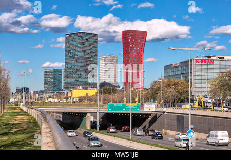 La ville de Barcelone, Place Europa, l'avenue Gran Via, l'hôtel Porta Fira, Espagne Banque D'Images