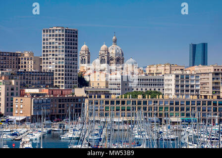 La ville de Marseille,France, ligne d'horizon, la grande cathédrale, Vieux port Banque D'Images