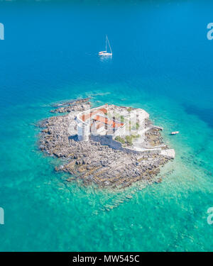 Otocic île Gospa près de l'île de Mamula. Banque D'Images