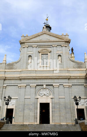 La Cathédrale de Almundena, Madrid, Espagne. Mai 2018 Banque D'Images