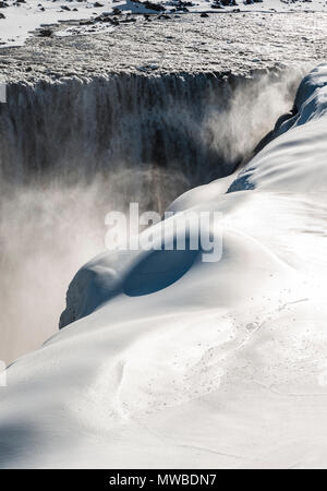 Cascade de Dettifoss en hiver, Gorge Jökulsárgljúfur, Nord de l'Islande, Islande Banque D'Images