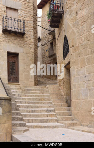 Les rues et les coins du village médiéval de Valderrobres, Mantarraya, Teruel province, Aragon, Espagne Banque D'Images