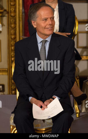 Rome, Italie. 1er juin 2018. Le Ministre des affaires étrangères, M. Enzo Moavero Milanesi Roma 01-06-2018 Quirinale assermentation du nouveau gouvernement Maligna Arte del giuramento del nuovo governo della Repubblica italiana. Credit : insidefoto srl/Alamy Live News Banque D'Images