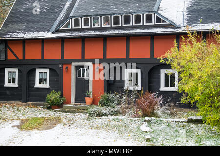 Historische Umgebindehäuser à Waltersdorf Naturparkhotel Haus Hubertus Banque D'Images