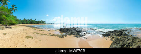 Itacaré, Brésil - 8 décembre 2016 : panorama de la plage de Barra Grande au Brésil Ponta do Muta Banque D'Images