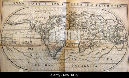 . Español : Mapa mundi estrecho de Magallanes- mar del sur - Mar del norte . 1619 ; chargé 2012-04-17. obra/relacion-quotidiennement-del-viaje-de-jacobo-le-maire-y-guillermo-schouten 394 Mar del Sur (2) Banque D'Images