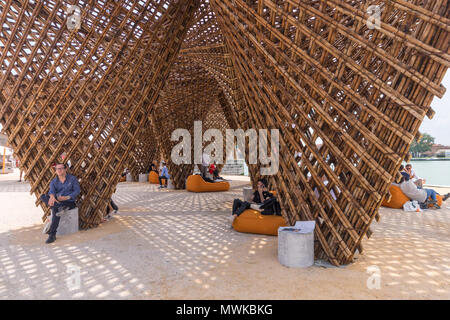 Vo Trong Nghia Architectes, Bambou Stalactite pavilion, 2018 Biennale d'architecture de Venise, l'Arsenale Venise Banque D'Images