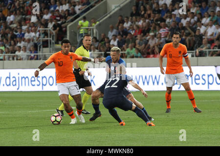 Trnava, Slovaquie. 31 mai, 2018. Memphis Depay (10) pendant le match de football entre la Slovaquie et les Pays-Bas (1 - 1). Banque D'Images