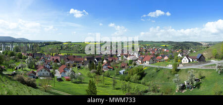 Sulz-Muehlheim, Allemagne au printemps Banque D'Images