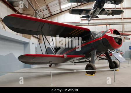 Le WACO ZKS-6 bi-plane sur l'affichage à l'Pima Air and Space Museum à Tuscon, Arizona Banque D'Images