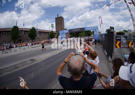 Stockholm, Suède - 2 juin 2018. Le début du 40e marathon de Stockholm 2018 en conditions très chaudes. Credit : Jari Juntunen/Alamy Live News Banque D'Images