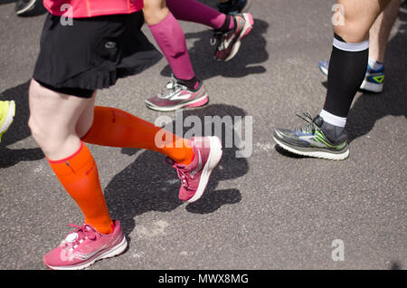 Stockholm, Suède - 2 juin 2018. Le début du 40e marathon de Stockholm 2018 en conditions très chaudes. Credit : Jari Juntunen/Alamy Live News Banque D'Images