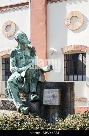 . Sculpture d'un travailleur de fonderie . 19 mars 2015. Alajos Stróbl (1856-1926) 549 Sculpture d'un travailleur de fonderie Banque D'Images