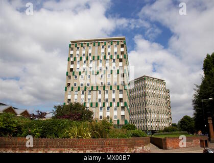 Le Cranbrook Estate ou de Bethnal Green estate sur Bethnal Green Road, East London, Tower Hamlets Banque D'Images