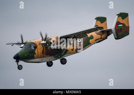 Royal Jordanian Air Force PZL M28 Skytruck atterrissant à l'aéroport de Southend. Destiné aux États-Unis et rééquipement possible pour les travaux de surveillance Banque D'Images