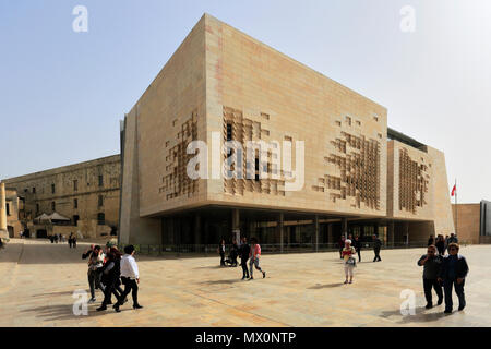 Le nouvel édifice du Parlement, rue de la République, La Valette, Malte Banque D'Images