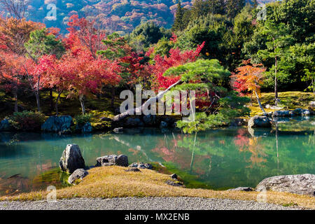 Tenryu-ji est le temple de la tête de la direction générale de Tenryū bouddhisme zen rinzai, situé dans Susukinobaba-chō, Ukyō ward, Kyoto, Japon. Le temple a été fondée Banque D'Images