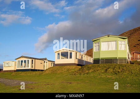 Caravan Park Hillend - Mobil-home maisons de vacances à Llangennith sur la péninsule de Gower en hiver, les caravanes sont fermées jusqu'au printemps. Banque D'Images