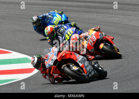 Scarperia, Italie. 3e juin 2018. Jorge Lorenzo (99) de l'Espagne et l'équipe de Ducati en action lors de la course MotoGP Gran Premio MotoGP lors d'Italia-Oakley à Mugello Circuit. le Juin 03, 2018 à Scarperia en Italie. (Photo par Marco Iorio) Crédit : marco iorio/Alamy Live News Banque D'Images