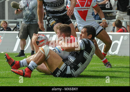 St Helens, Royaume-Uni. 3e juin 2018. Dimanche 3 Juin 2018 , TOTALEMENT méchants, stade St Helens, Angleterre ; Ladbrokes Challenge Cup, remporteront St Helens v Hull FC ; Mark Percival de St Helens marque un essai Crédit : Nouvelles Images /Alamy Live News Banque D'Images