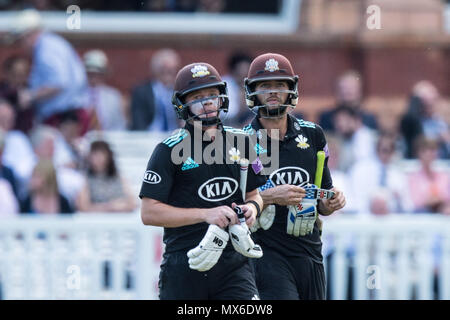 London,UK. 3 juin, 2018. Ollie Pape, 57 pas (gauche) et Ben Foakes, 86 surrey mis à la place de conduite contre la batte dans le Middlesex London Royal Simatai Cup Match au seigneurs.. Crédit : David Rowe/Alamy Live News Banque D'Images