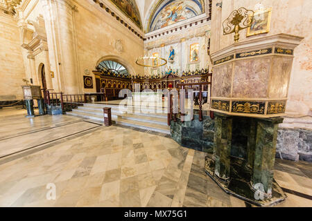 Vue de l'intérieur de la cathédrale de l'Immaculée Conception Vierge Marie dans la Plaza de la Catedral, La Havane, Cuba Banque D'Images