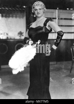 . Polski : Eugeniusz Bodo jako, Mae West w filmie wyżej', 'Piętro 1937 r. Anglais : Eugeniusz Bodo (acteur) polonais les plus populaires dans vêtements femme comme Mae West dans 'Piętro wyżej' (à l'étage) film de 1937. Русский : Евгениуш роли Мэй Уэст Бодо в, фильме Этажом «выше в', 1937 г. 1937. op inconnu 198 Eugeniusz Bodo comme Mae West Banque D'Images