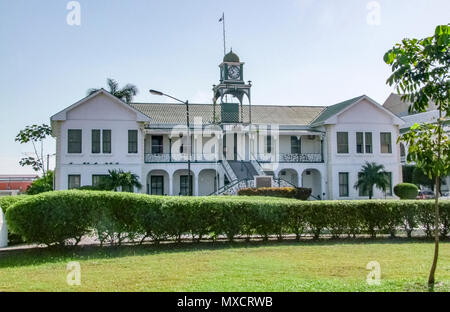 Bâtiment de la Cour suprême à la Battlefield Park à Belize City, la capitale du Belize en Amérique centrale Banque D'Images