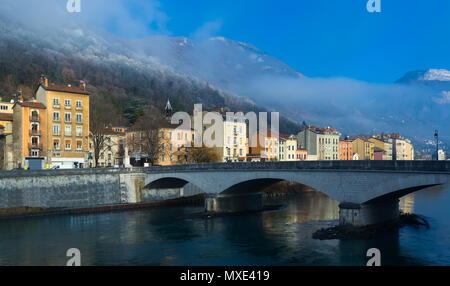 Ville de Grenoble Bastille avec hill en hiver, France Banque D'Images