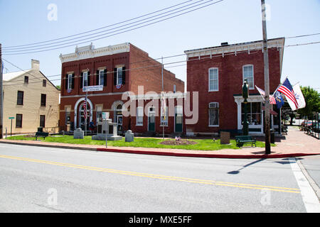 Sharpsburg, MD, USA - Le 24 mai 2018 : l'hôtel de ville et bibliothèque dans Sharpsburg, une ville historique et pittoresque, connu pour sa proximité d'Antietam, le site Banque D'Images