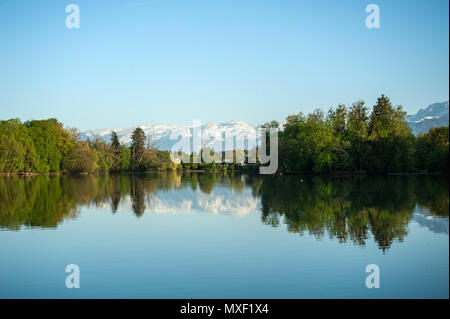 Leopolskroner Salzbourg Weiher, un lac dans la ville Banque D'Images