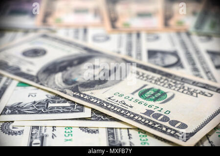 Extreme close up of a one hundred dollar bill Banque D'Images