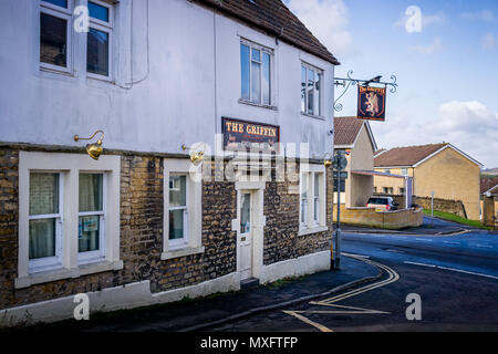 Le Griffin Pub, Frome. Micro brasserie prises dans le lait, Rue Frome Somerset, Royaume-Uni le 15 février 2018 Banque D'Images