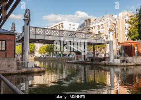 St Christopher's Inn Backpackers Auberge de jeunesse ou Canal,159 rue de Crimée, 75019 Paris, France, Europe. Banque D'Images